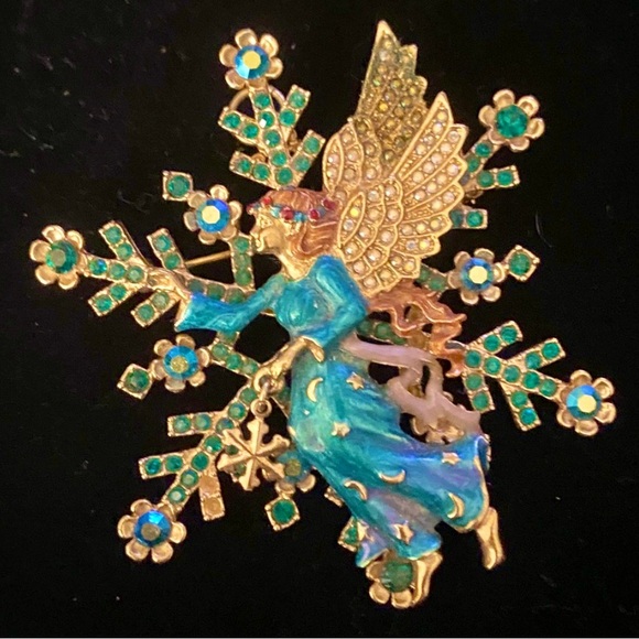 Kirks Folly Jewelry - 🎄Kirk’s Folly Snowflake Angel Brooch Pendant | Enamel & Crystal Fantasy🎄